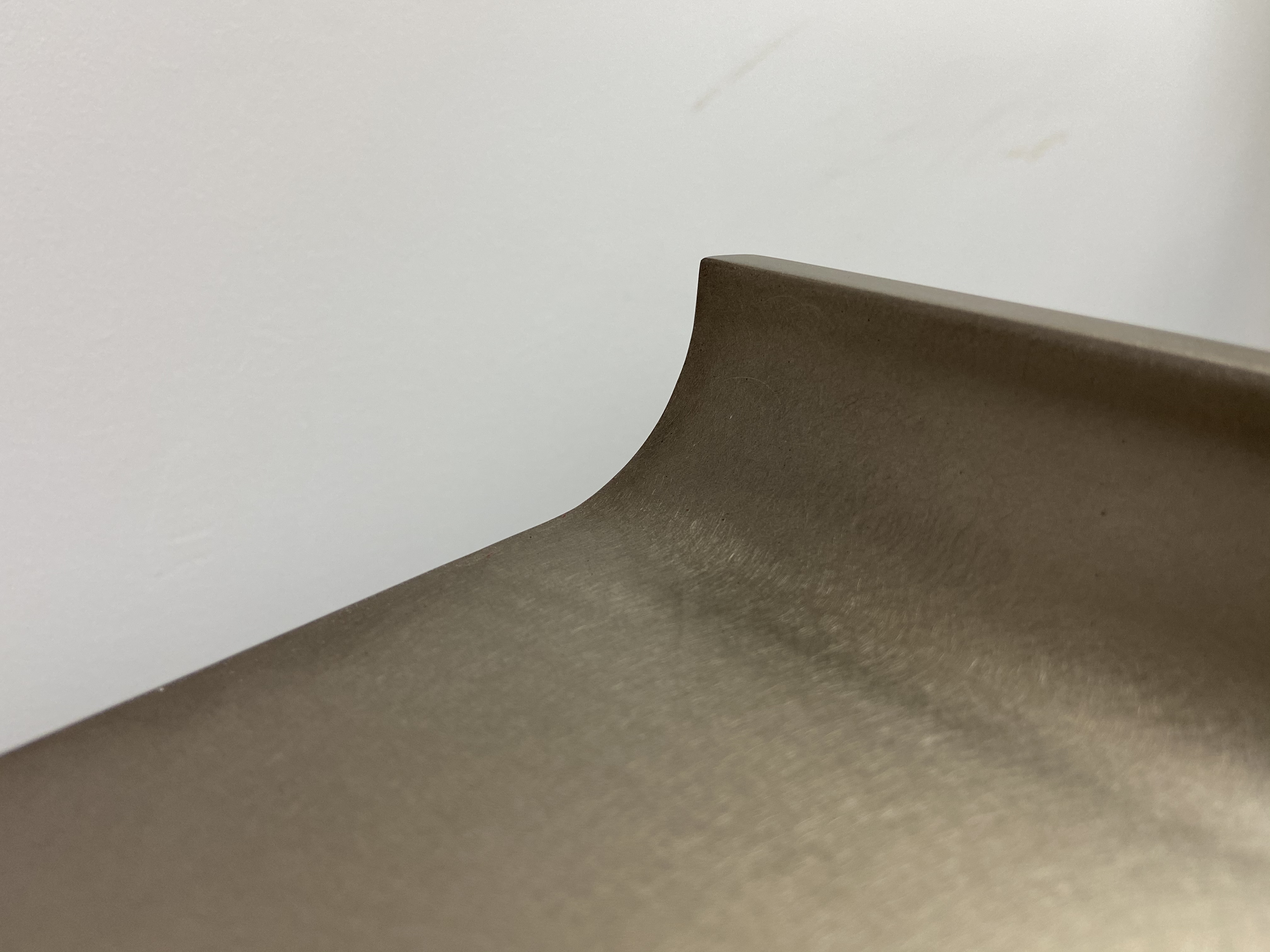 廈門(mén)恒禾別墅：金屬玄關(guān)桌